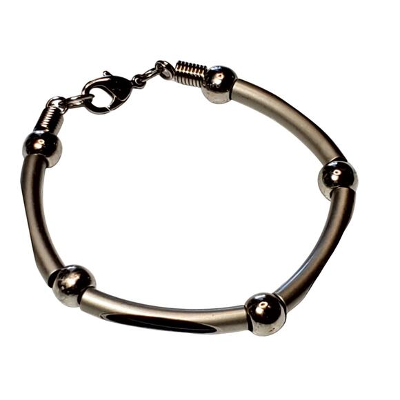 Black and Silver Tone Bracelet Beaded Retro Lobster Closure 6" Vtg - Picture 2 of 3